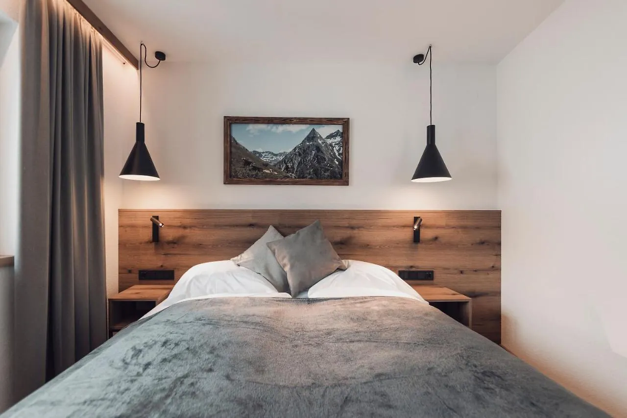 Alpenheim Apartment Ischgl 0*,  Austria